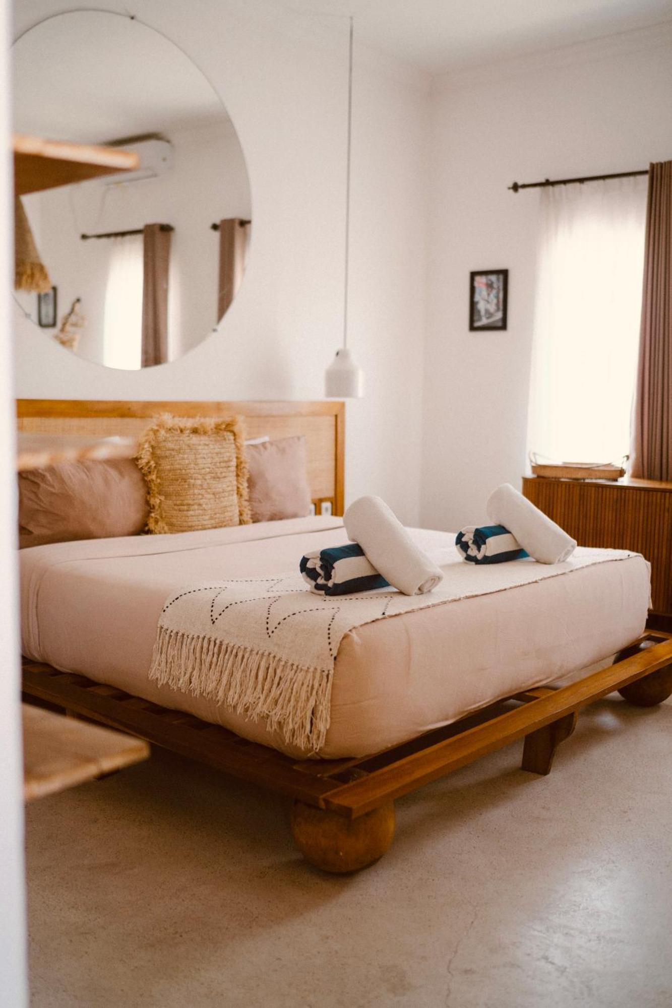Love Song Boutique Hotel Чангу Экстерьер фото